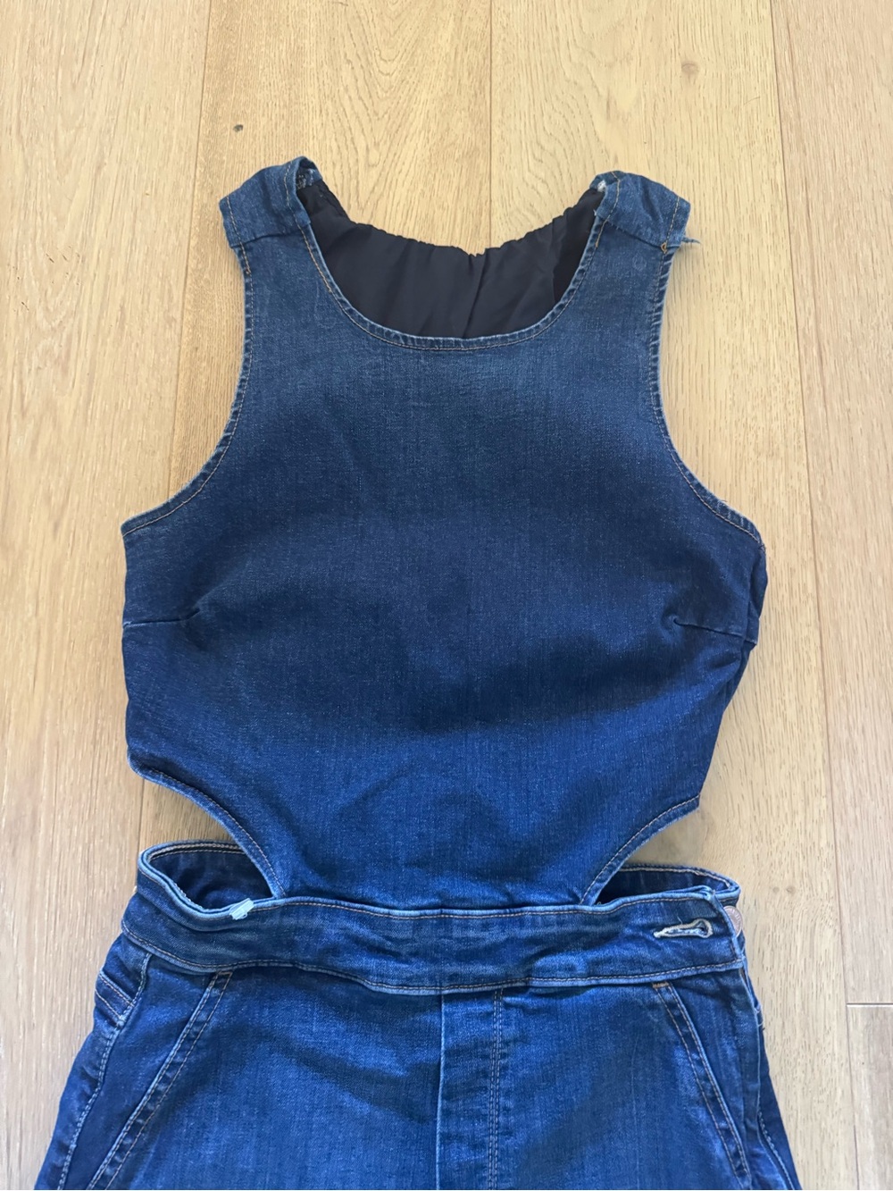 Mother x Miranda Kerr The Cut it Out Jumpsuit in Absolutely, Positively - Picture 8 of 11